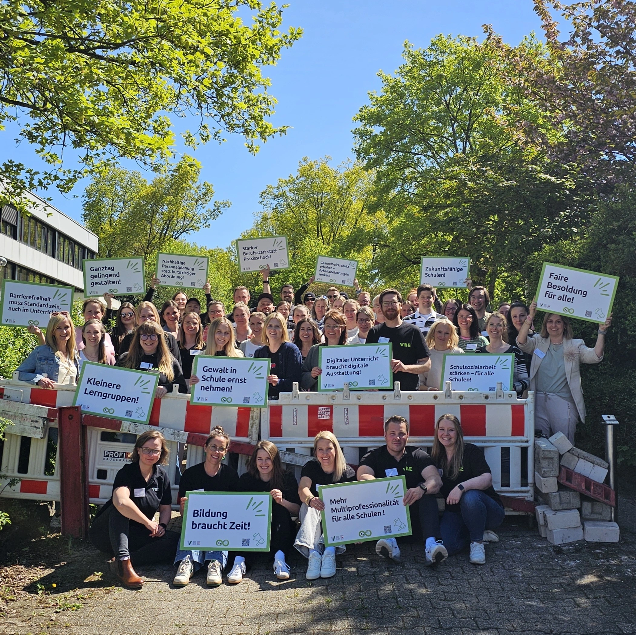 Junger VBE NRW unterstützt Petition „Bildung braucht Zeit! – Fokus Schule.“